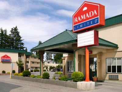 Ramada By Wyndham Hotell Quesnel Exteriör bild